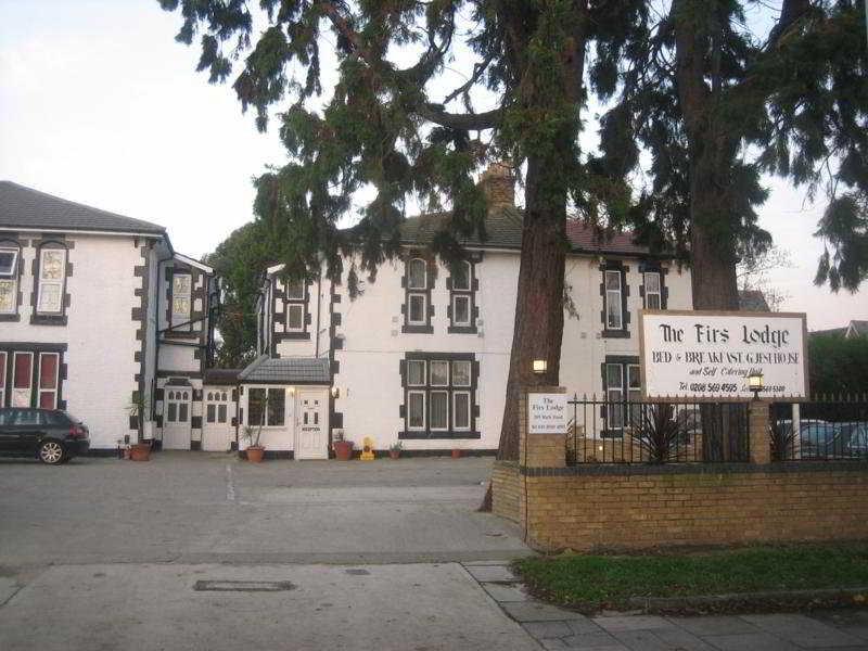Oyo Firs Lodge London Heathrow Хаунслоу Экстерьер фото